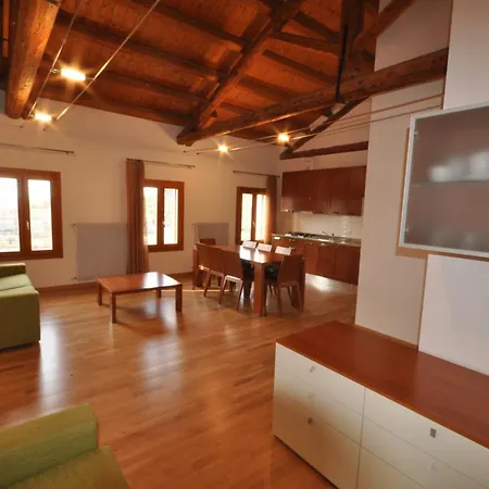 Casa Miniscalchi 度假居 *