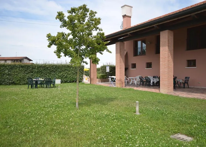 Casa Miniscalchi Marinella (Venice)