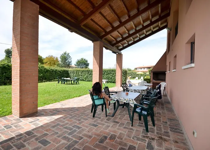 Casa Miniscalchi بيت للعطل