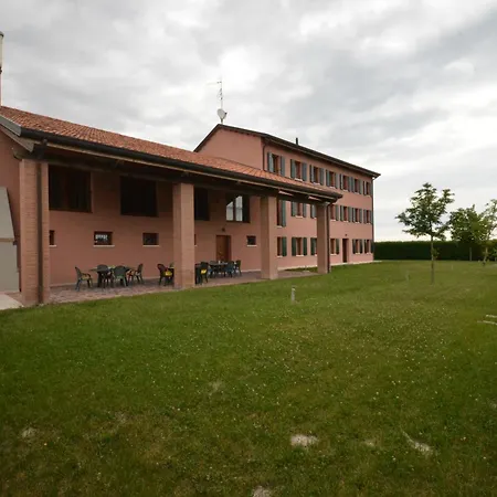 Ferienhaus Casa Miniscalchi Marinella (Venice)